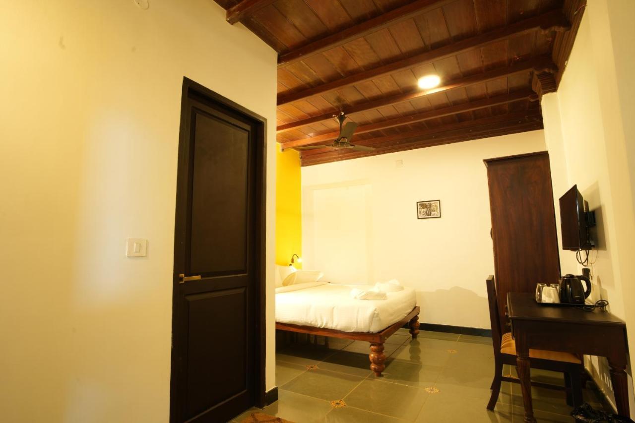 Hotel The Sunset Bay Fort Kochi Exteriér fotografie